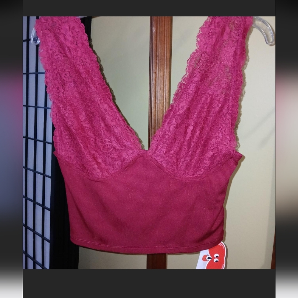Magenta Lace V-Neck Crop Top Whimsygoth Streetwear Layering New Medium - Picture 2 of 7